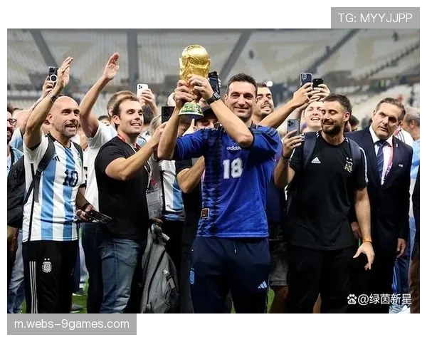 阿根廷中轴线依赖世界杯夺冠班底，斯卡洛尼战术延续性面临新老交替考验